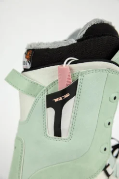 NITRO Crown TLS Ladies Snowboard Boots -Roxy Ski Store 848643 003 crown tls mint white 8