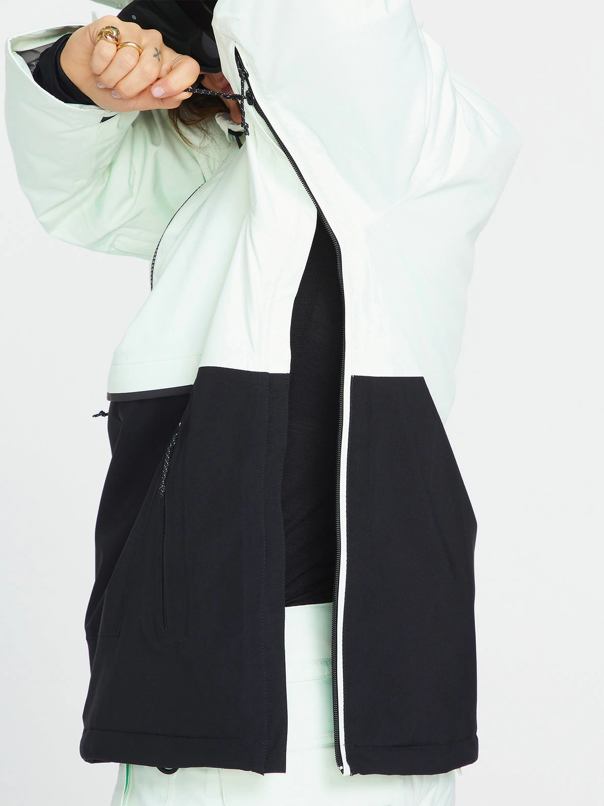 Volcom Womens Fern Insulated Gore-Tex Pullover - Ice Green 7 Volcom Womens Fern Insulated Gore-Tex Pullover - Ice Green - Image 7