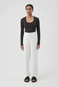 MONROE ORGANIC LS SCOOP TEE -Roxy Ski Store NU24562 NU24576 9163 Copy 768x 7291d3d3 046e 47bb b7d1 3a9ebb0546dc