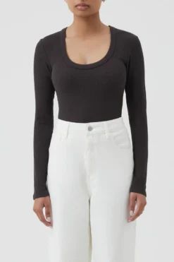 MONROE ORGANIC LS SCOOP TEE -Roxy Ski Store NU24562 NU24576 9163 768x a53bbe97 79df 4925 a2b4 d7f94f587efb