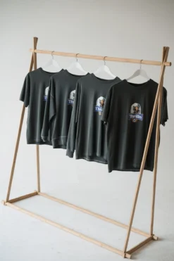 Rise Above Merch Tee - Merch Black -Roxy Ski Store TS22 FLATLAY 198 4cf3e9c6 86ea 4d8f acba dc262157e290