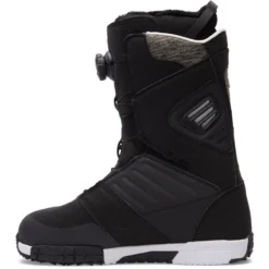 DC Judge BOA Snowboard Boot 2022 18 DC Judge BOA Snowboard Boot 2022 -Roxy Ski Store adyo100052 dcshoes p blk frt3