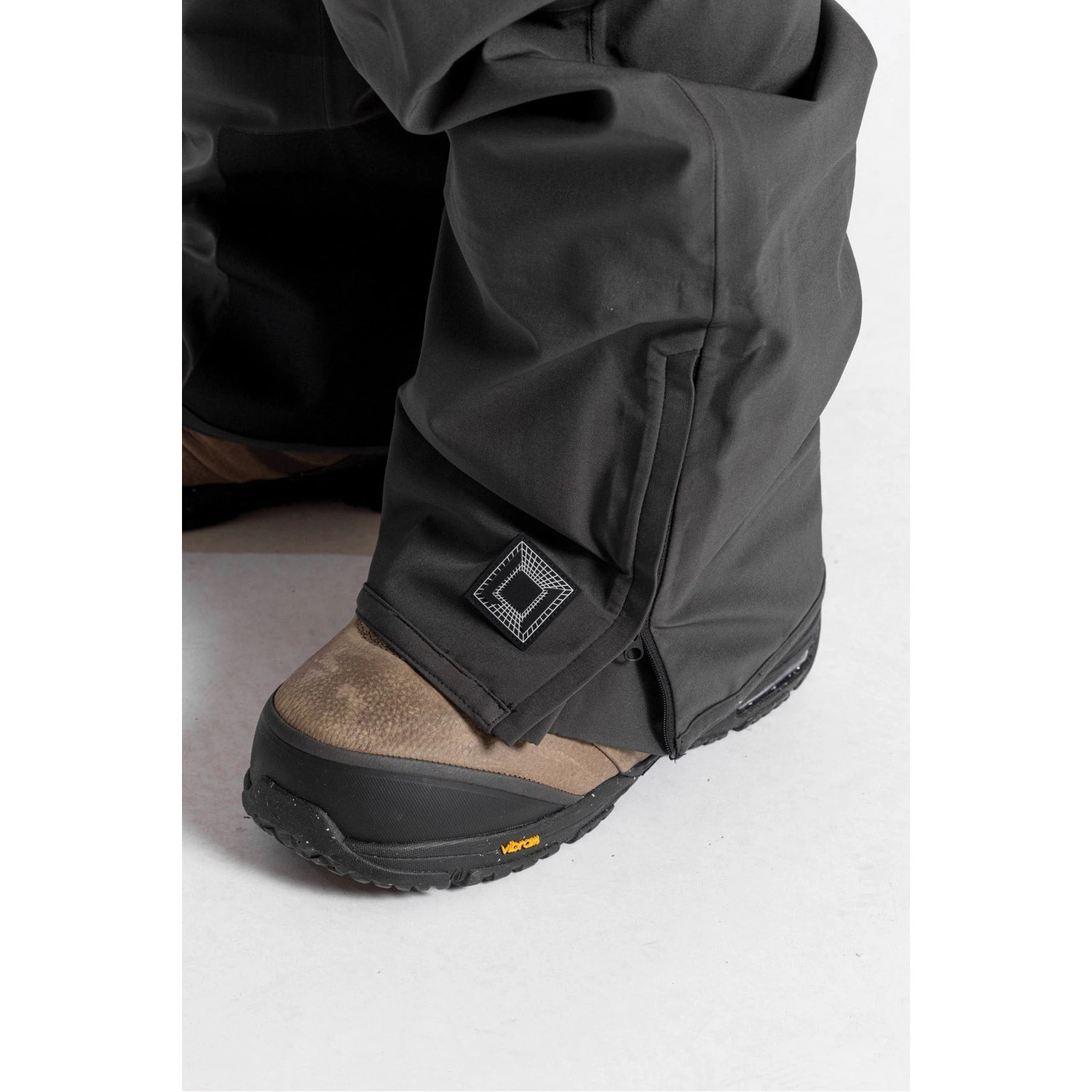 Huron Bib Pant 12 Huron Bib Pant - Image 12