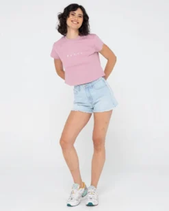 Rusty Essentials Classic Slim Crop Tee -Roxy Ski Store rusty essentials classic slim crop tee vintage pink 3